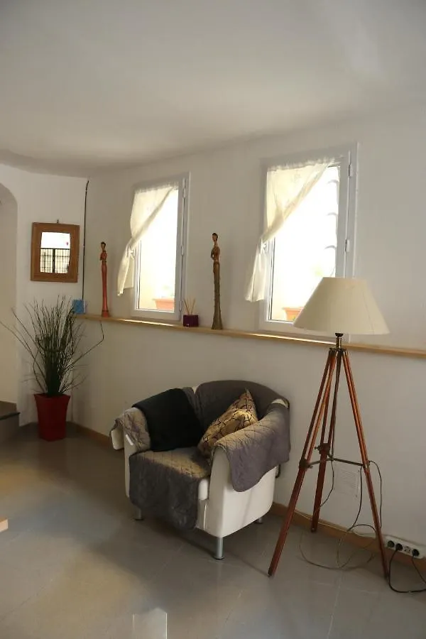 Apartamentos Fornells カステリョ・デンプリエス